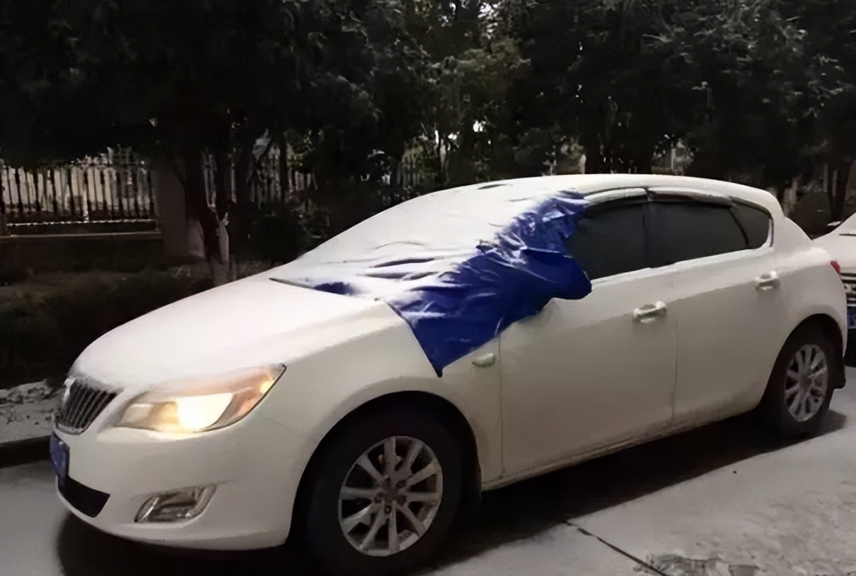 冬季车窗有霜怎么办,冬季早晨车窗有霜怎么办