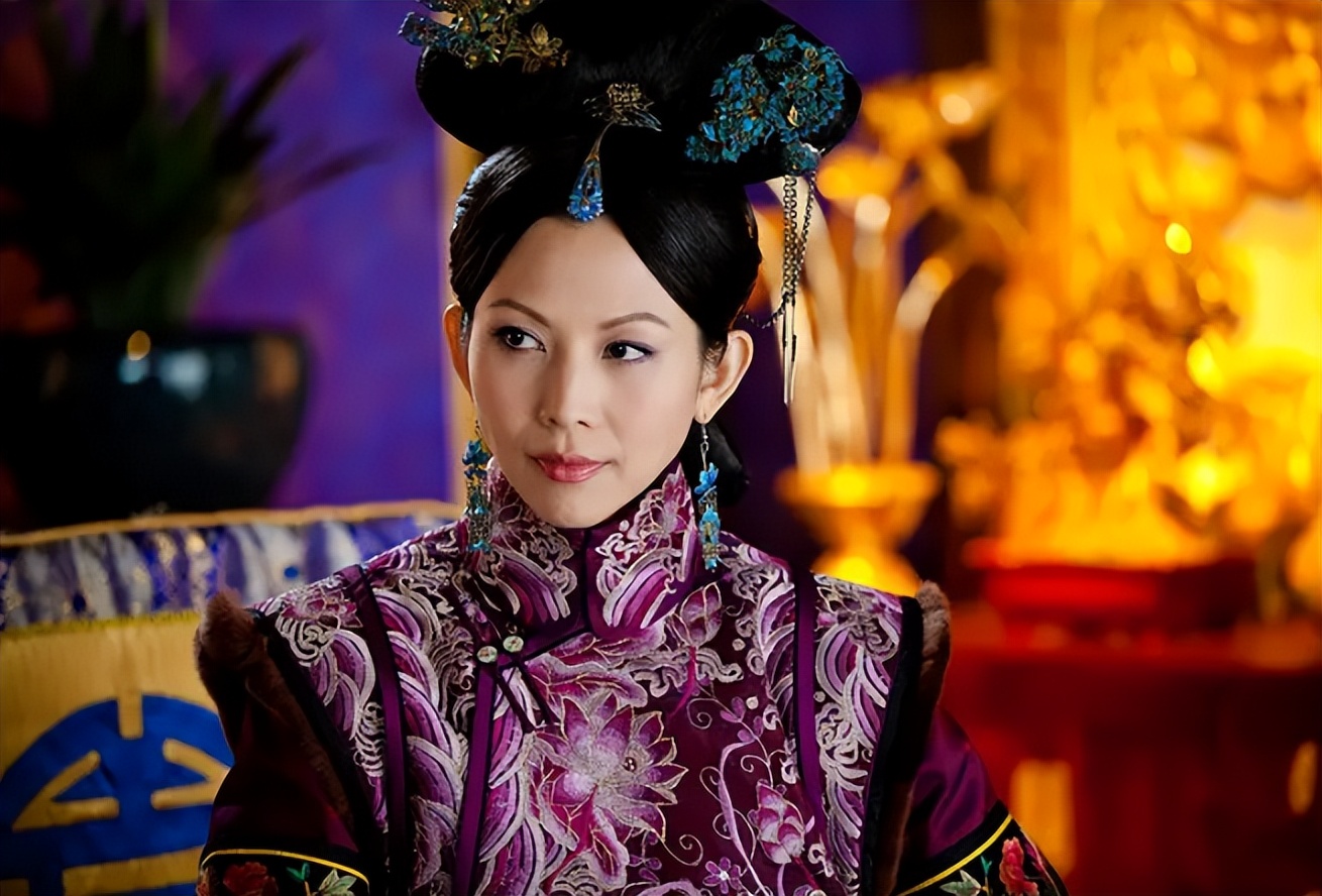 女主颜值被所有女配吊打有多“惨”？强演大美女、妆造拉胯，太冤