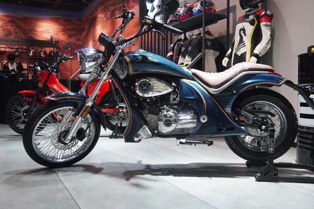 哈雷“大狗”既视感？Chopper风格的宗申自动挡小太子125EC要来了