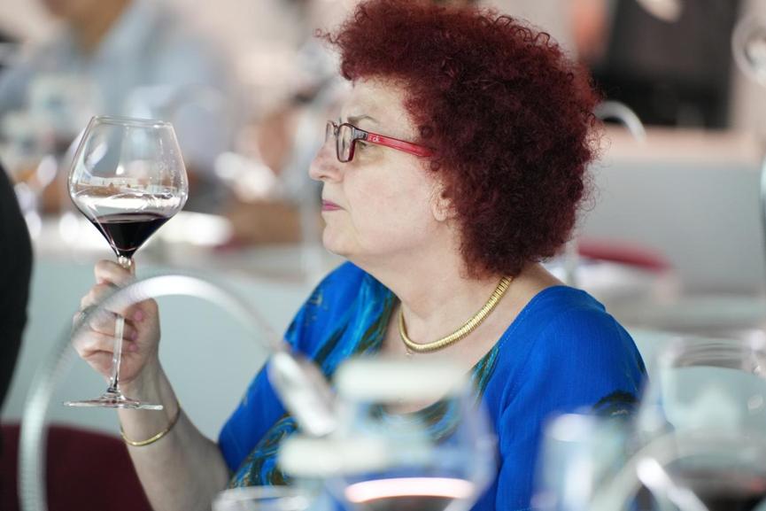 中国酒文化张裕葡萄酒,张裕茅台干红葡萄酒