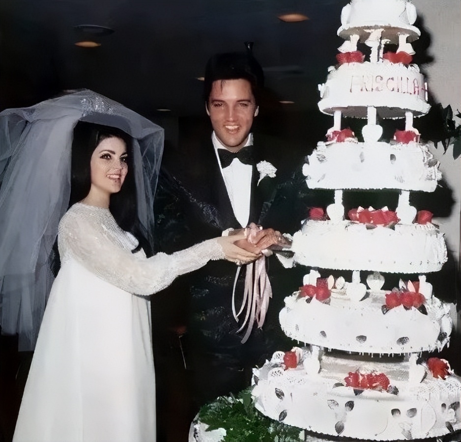 “猫王”独生女：败光上亿家产，四婚四离，晚年落魄儿子自杀