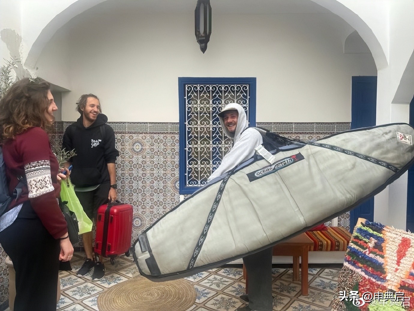 连英语都不会的广东女孩,在摩洛哥抄底买房开青旅的经历