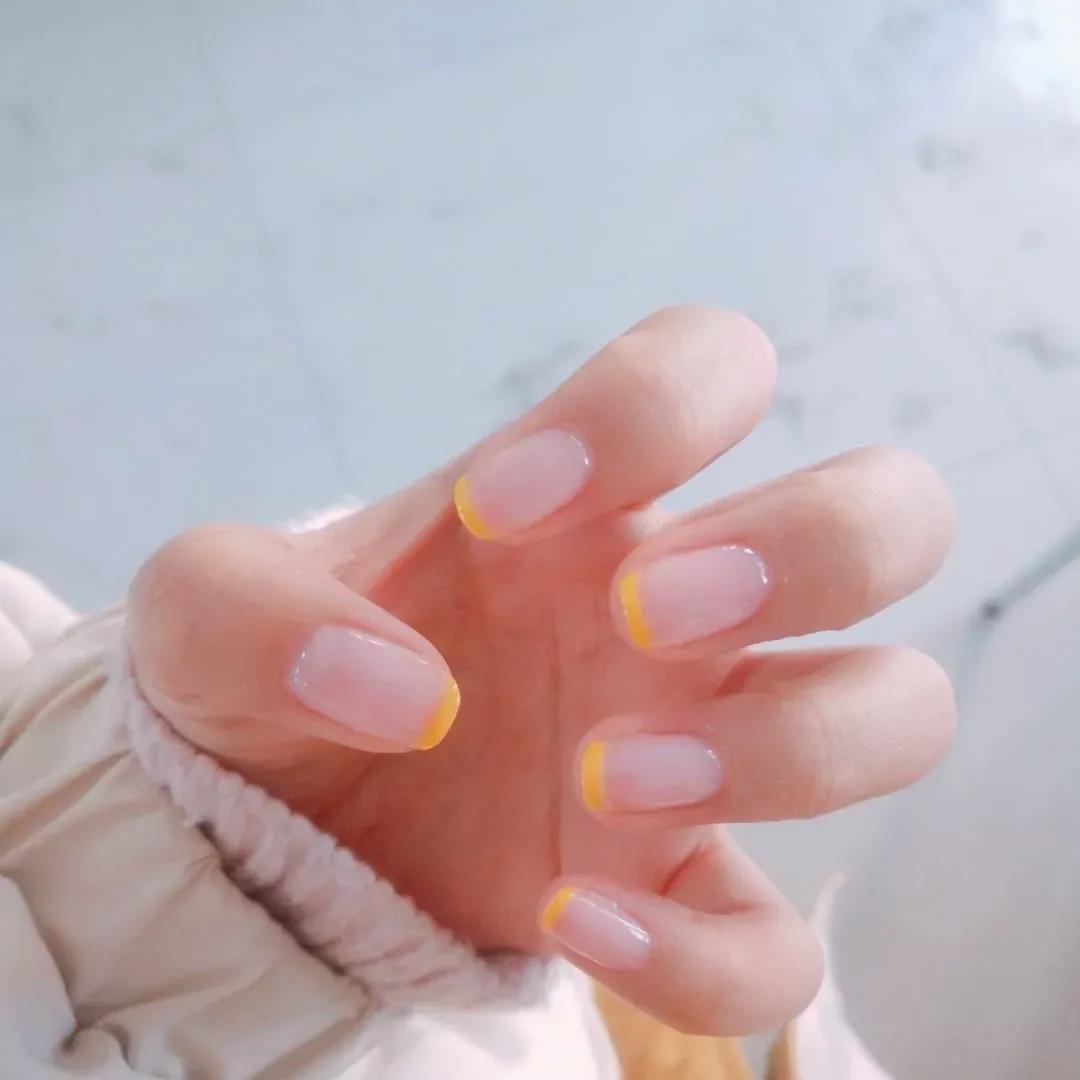 美甲图片好看又简单显白,美甲图片纯色显白简单又好看