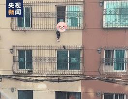 看到这一幕，手心都出汗了！