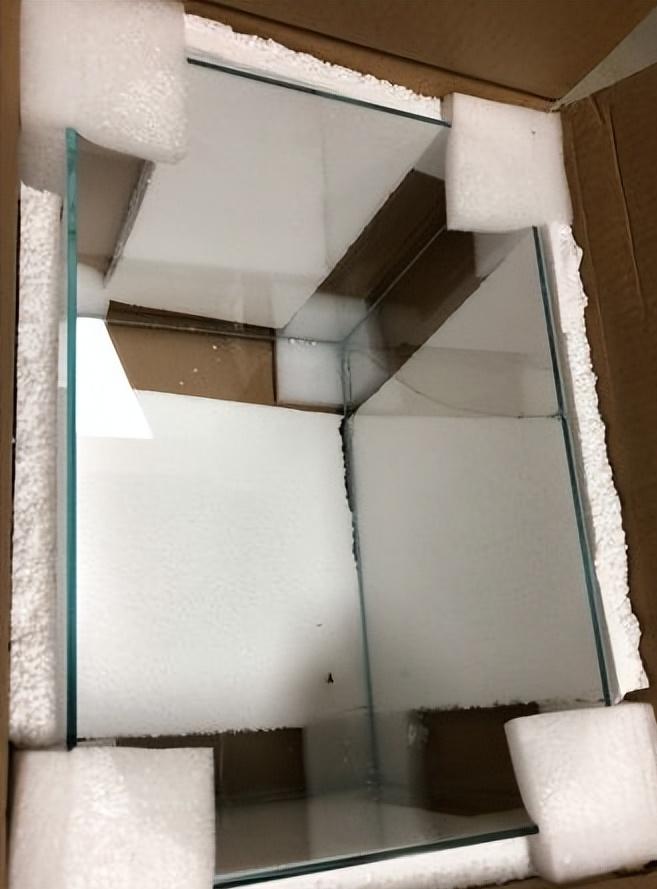 30缸天空之城鱼缸造景,20厘米鱼缸原生缸造景