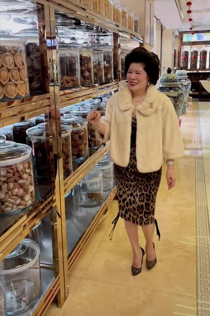 鲍鱼家姐的豪宅有多大,鲍鱼家姐是cici的亲姐吗