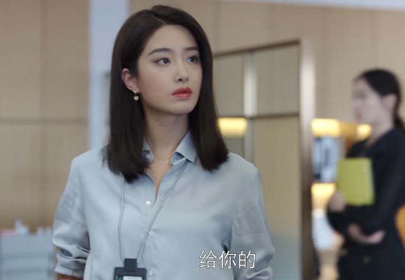 开播已拿下7个冠军，鹅家这部剧，打开了女性群像剧流量的天花板