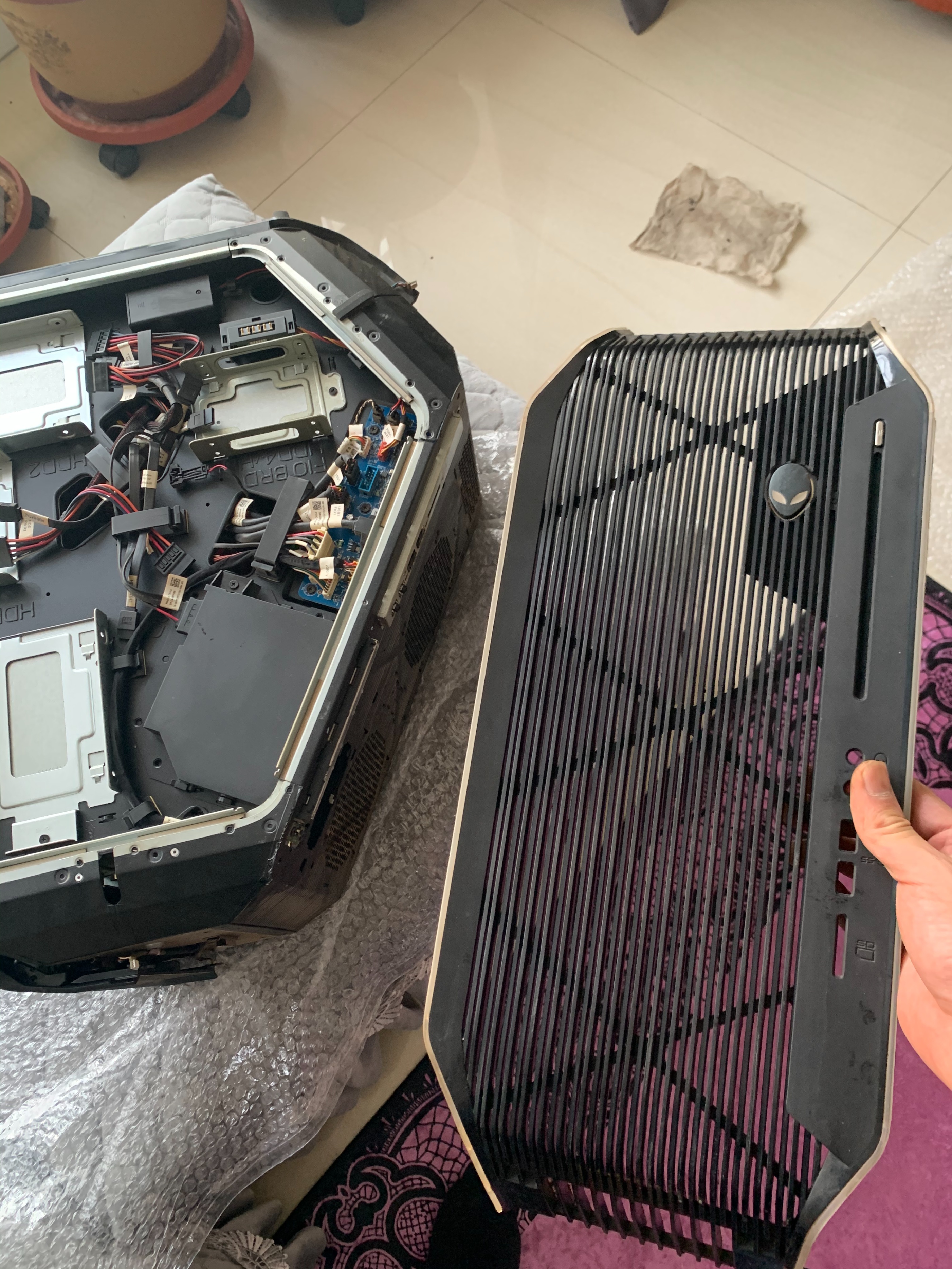 外星人大三角机箱什么材质,外星人大三角机箱购买