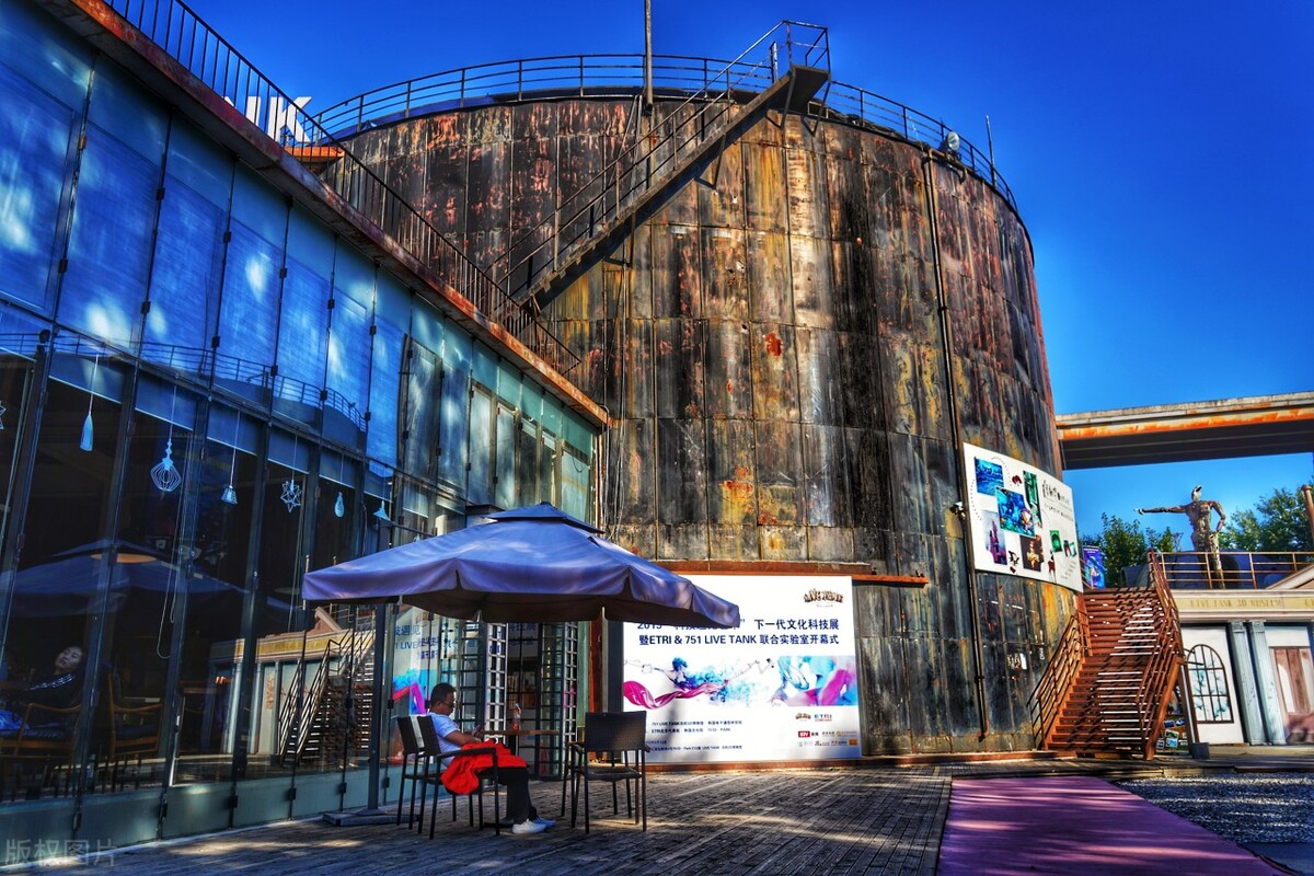 北京798艺术区游玩攻略,北京的798艺术区吸引许多游客游览