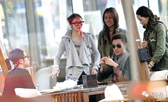 万小刀的江湖往事,万小刀感情故事