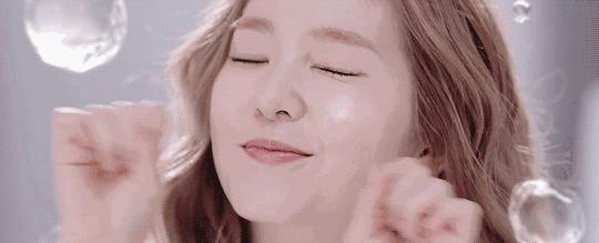 玻尿酸天然的保湿因子,超级好用的保湿玻尿酸