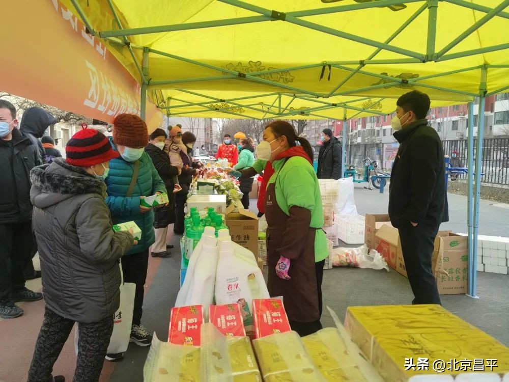 流动超市进社区便民利民受欢迎,流动超市进入小区