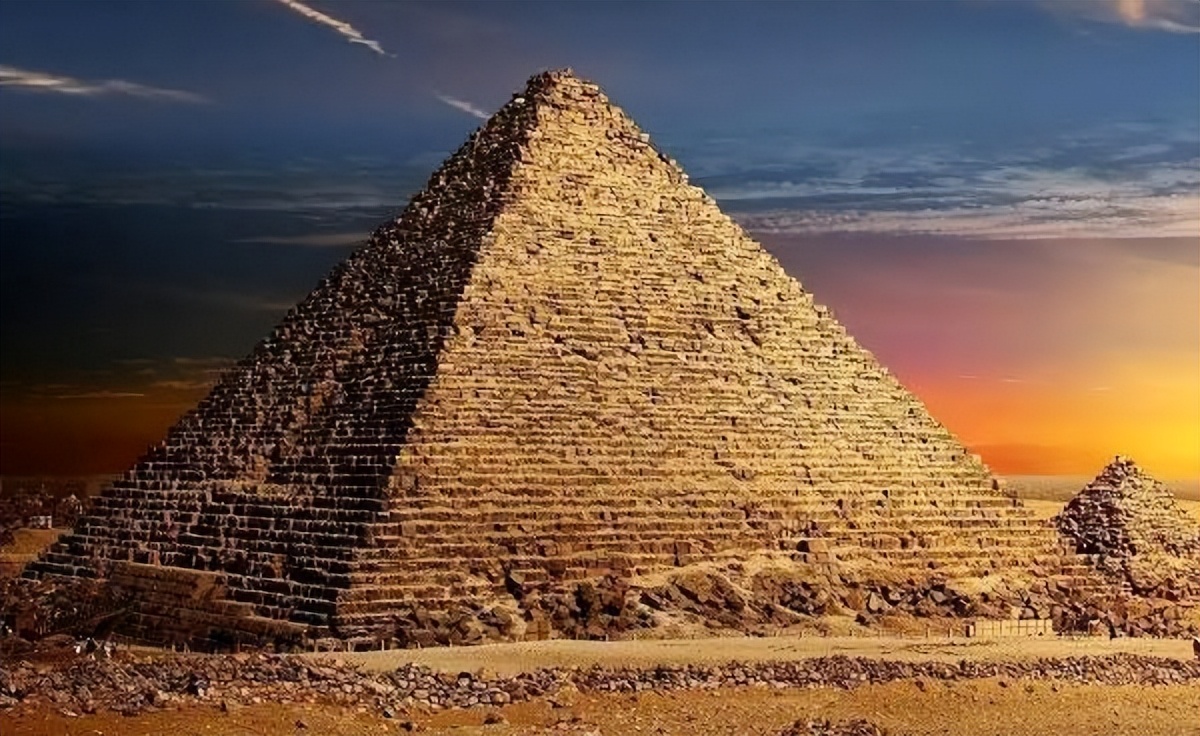 古埃及有多神秘恐怖:尸体被练成木乃伊,用粪便避孕