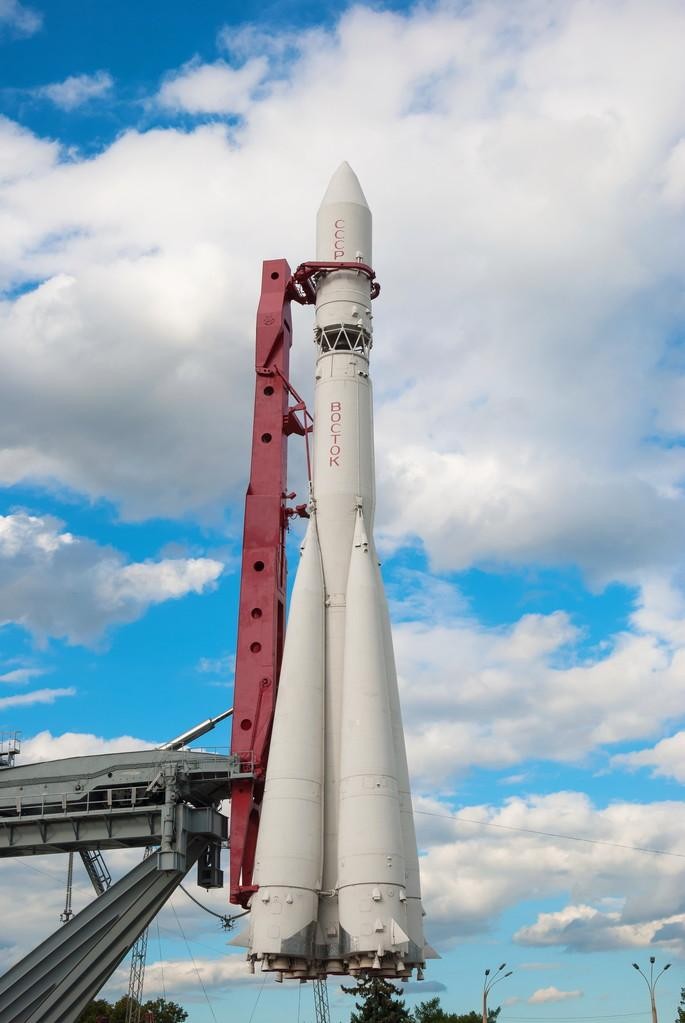 红警2原版魔改苏军战役,红警2中的武器的现实原型