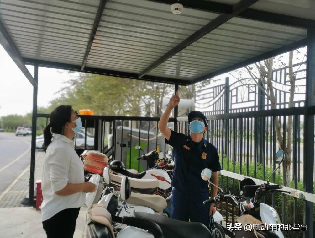 电动车电池两年未充电没电怎么办,电动车充不进电可以一直充吗