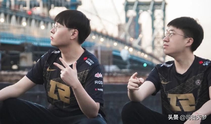 韩国啦啦队长朴姬兰热舞,韩国啦啦队热舞卡通