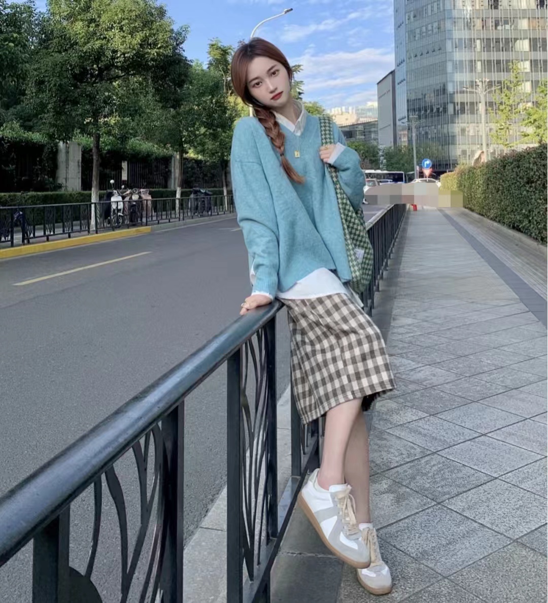 绿色衣服搭配什么颜色好看效果图,绿色最经典的三种颜色搭配