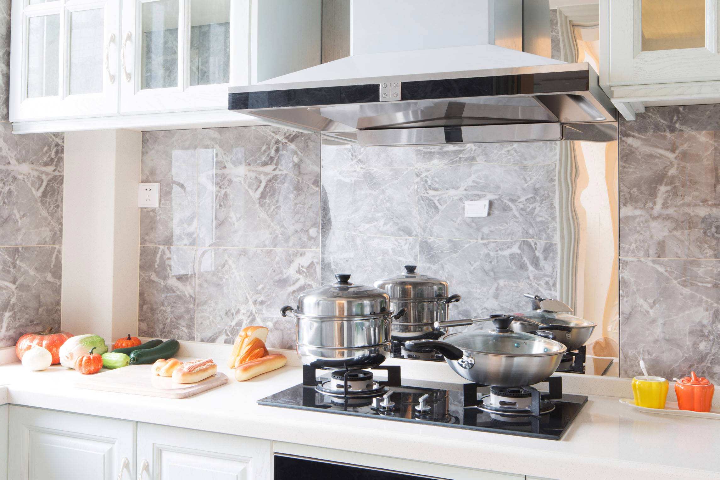 燃气灶打不着火点着松手就灭,燃气灶怎么打不着火有声音有火光