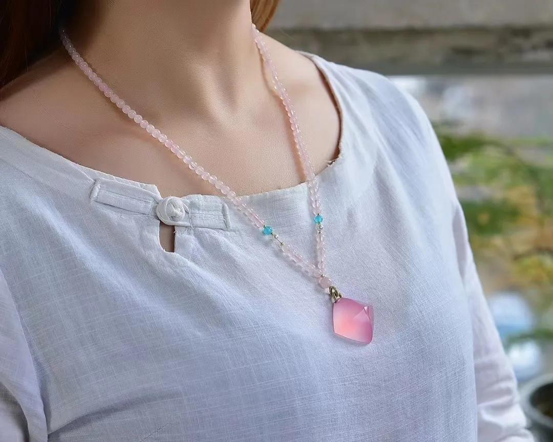 天然粉水晶原料,天然粉水晶晶族