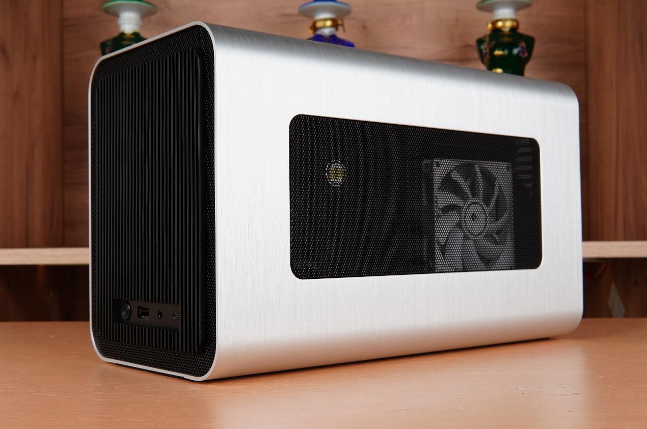 乔思伯v11主机配置推荐,乔思伯v11和v8机箱