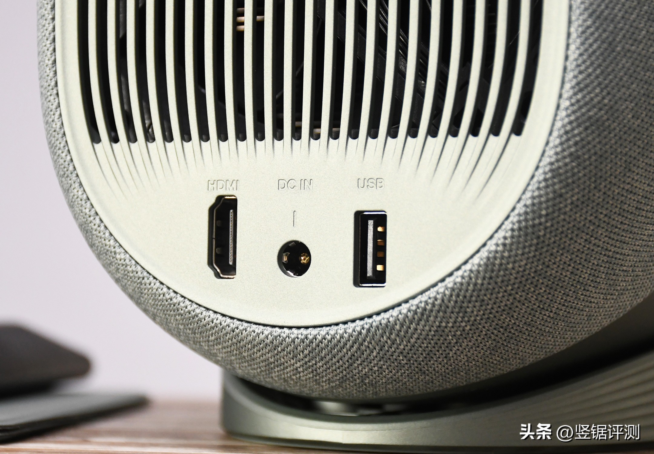 快乐星球o3投影仪对比,快乐星球三投影仪推荐