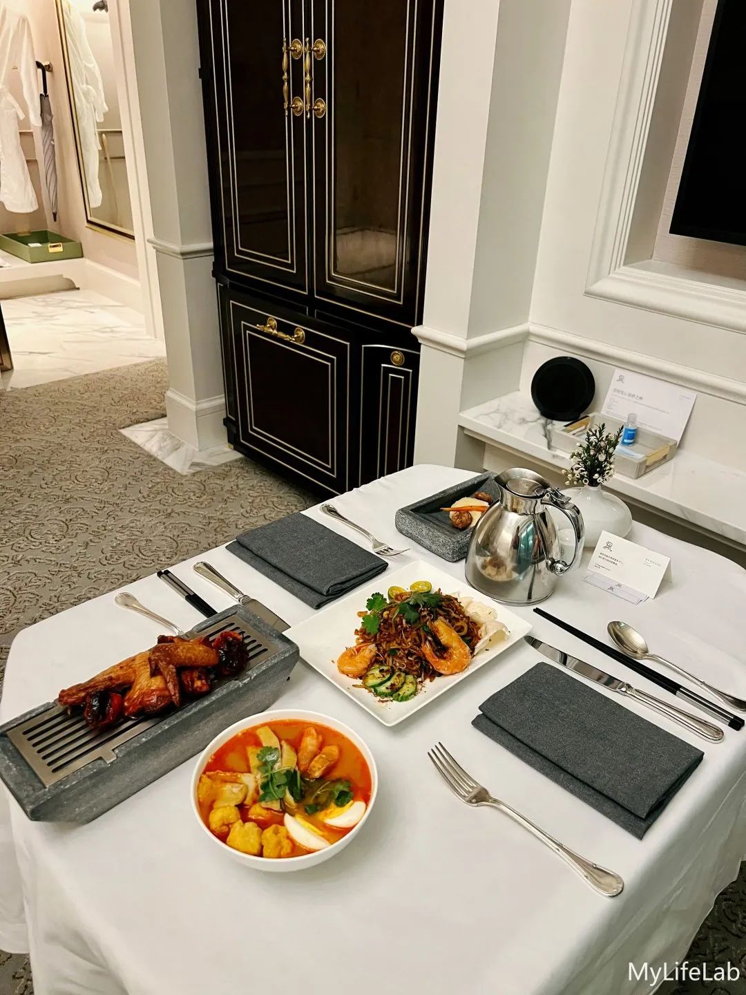 在3000+一晚的酒店吃泡面，澳门半日游耗尽电量...这个春节不一般