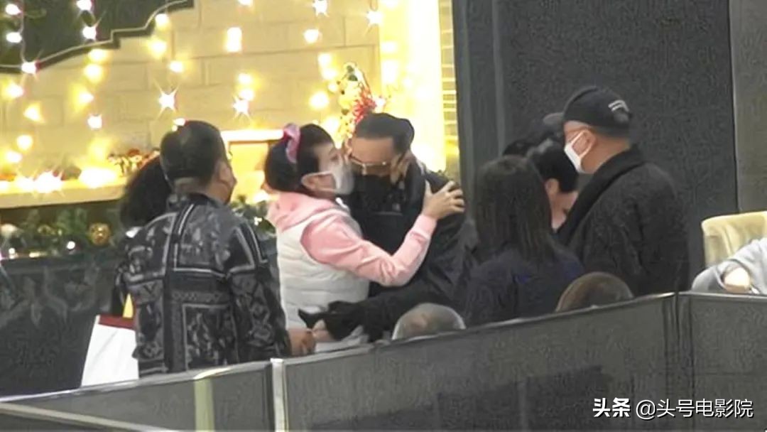 谢贤金像奖影帝,谢贤85岁高龄获影帝现场