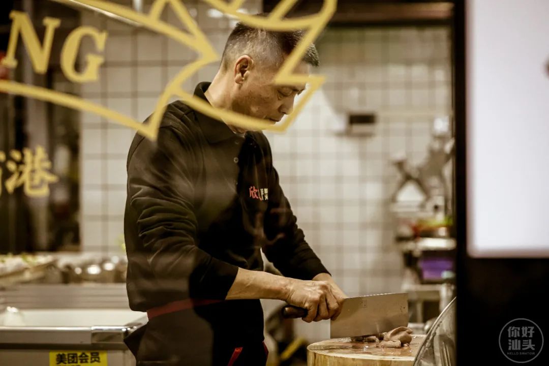 牛哇!汕头这家老店凭一锅祖传卤水,惹得天天向上和蔡澜也来采访