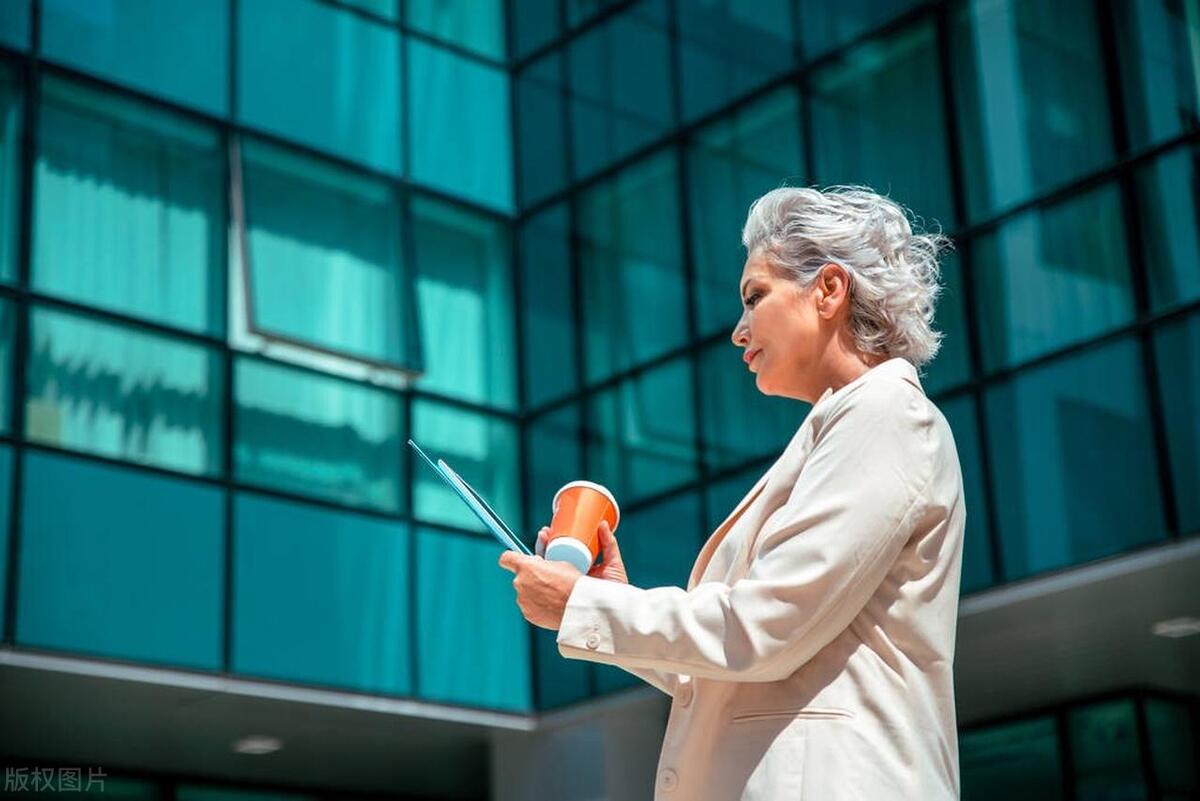 预防白发的产生的方法,白发的原因和调理方法