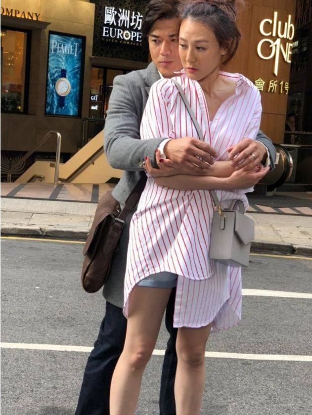 她7岁从天津到香港，是TVB“*用御***妇情**”，有小鲜肉追钱都花给父母