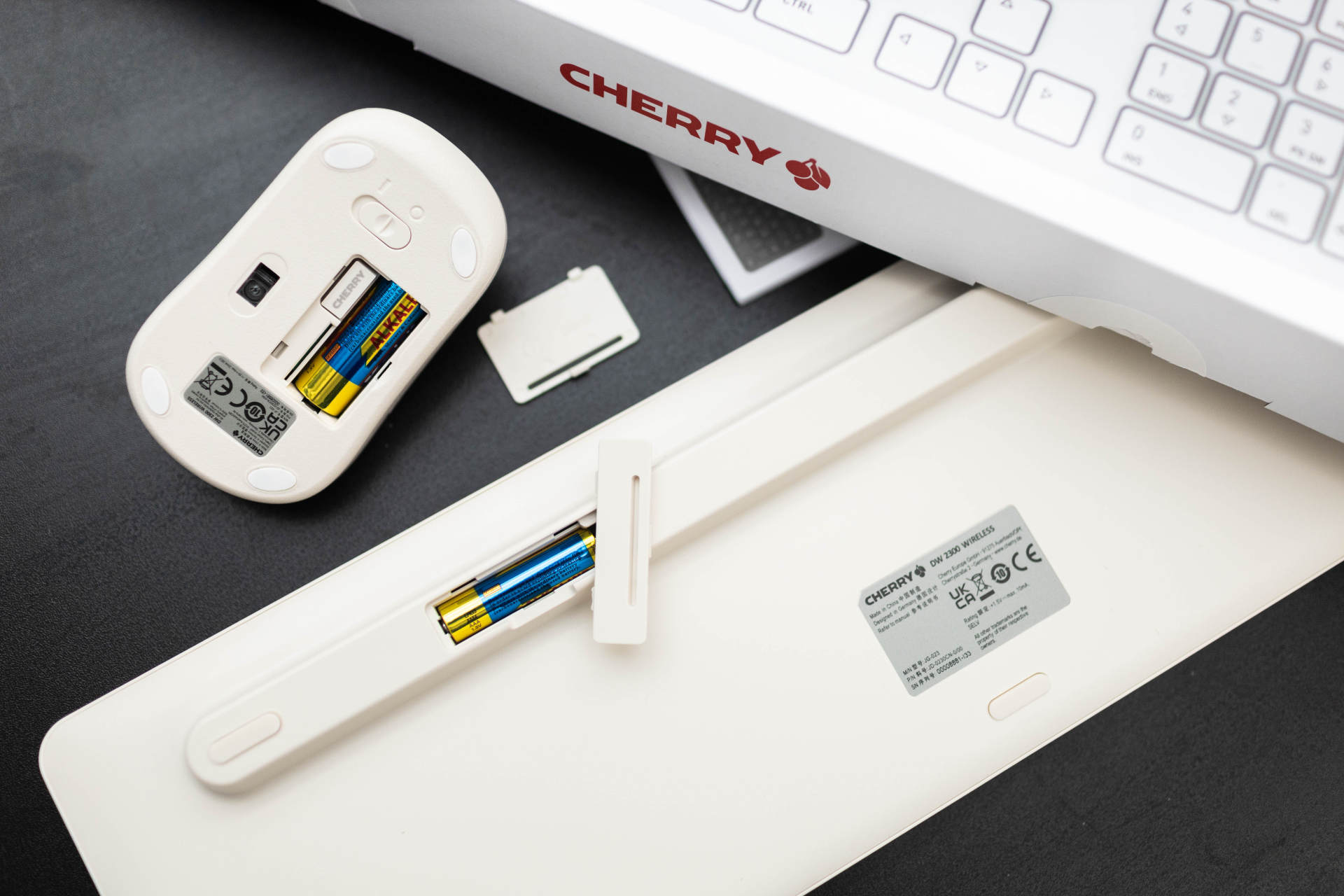 妯辨dw2300鏃犵嚎閿洏濡備綍杩炴帴鐢佃剳,cherrydw2300鏃犵嚎閿紶濂楄