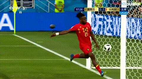 男足比赛场面,男足笑死对手