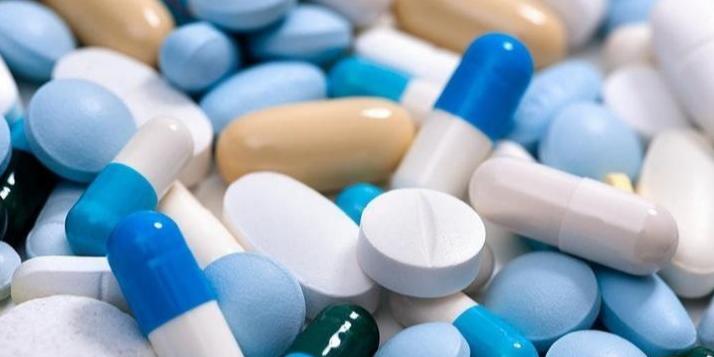 治疗强直性脊柱炎必须按体质治吗,针对强直性脊柱炎最好的锻炼方法