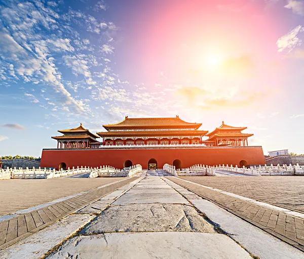 过年为什么要穿红色,过年为什么不能穿红衣服