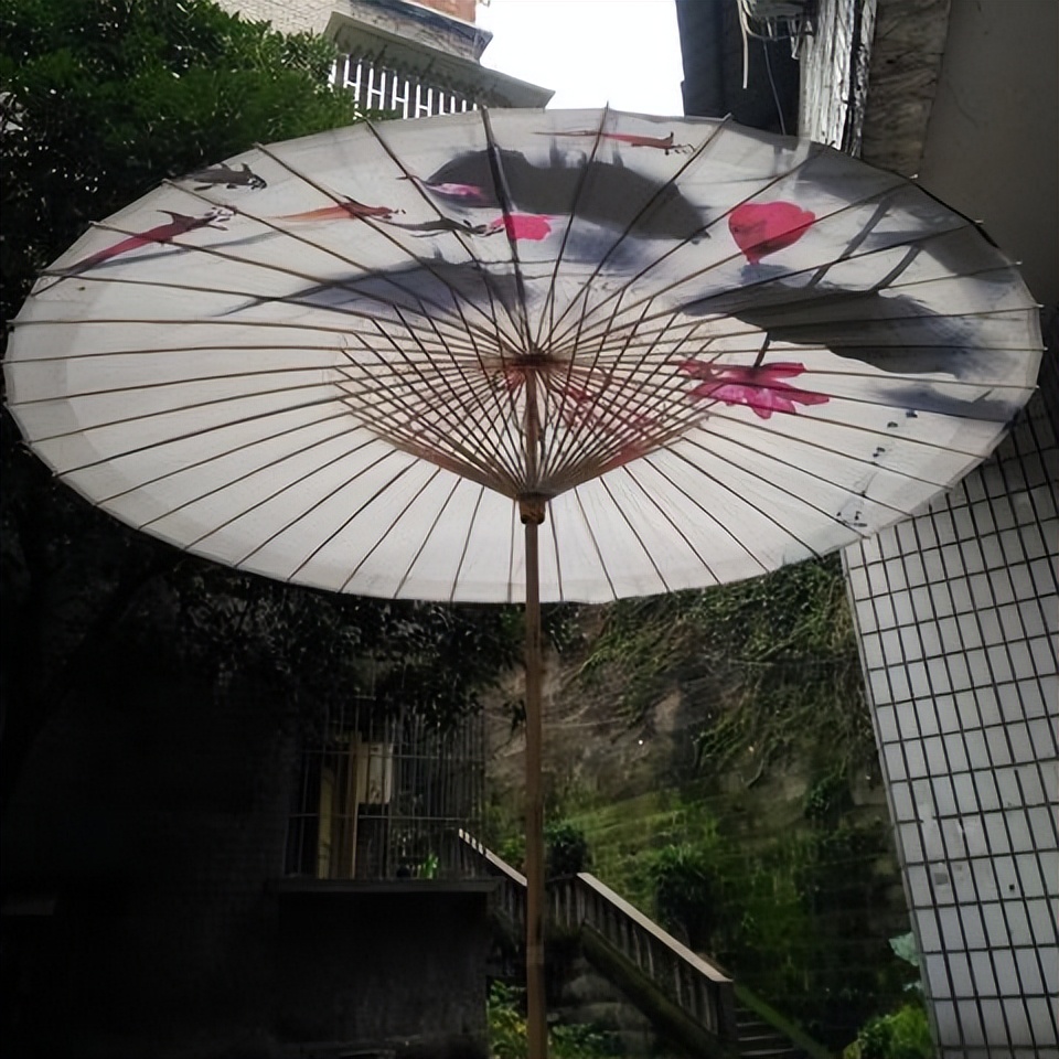 古代的雨伞结构,中国古代发明雨伞