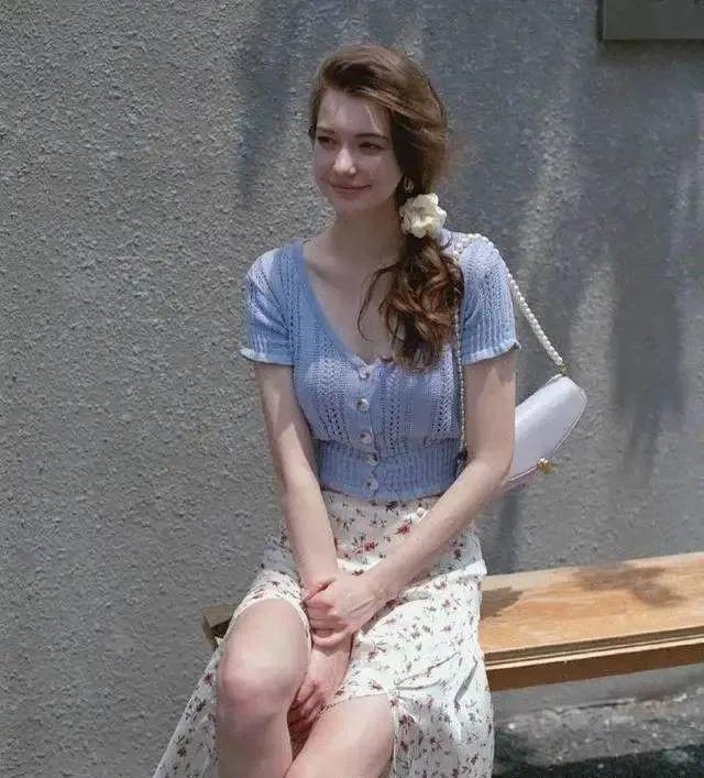 在俄罗斯，很多人是靠着打擦边球，做着一些游走在法律边缘的生意