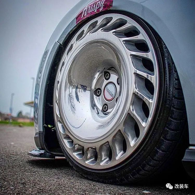 奔驰c级小姐姐改装,奔驰威霆改装小姐姐