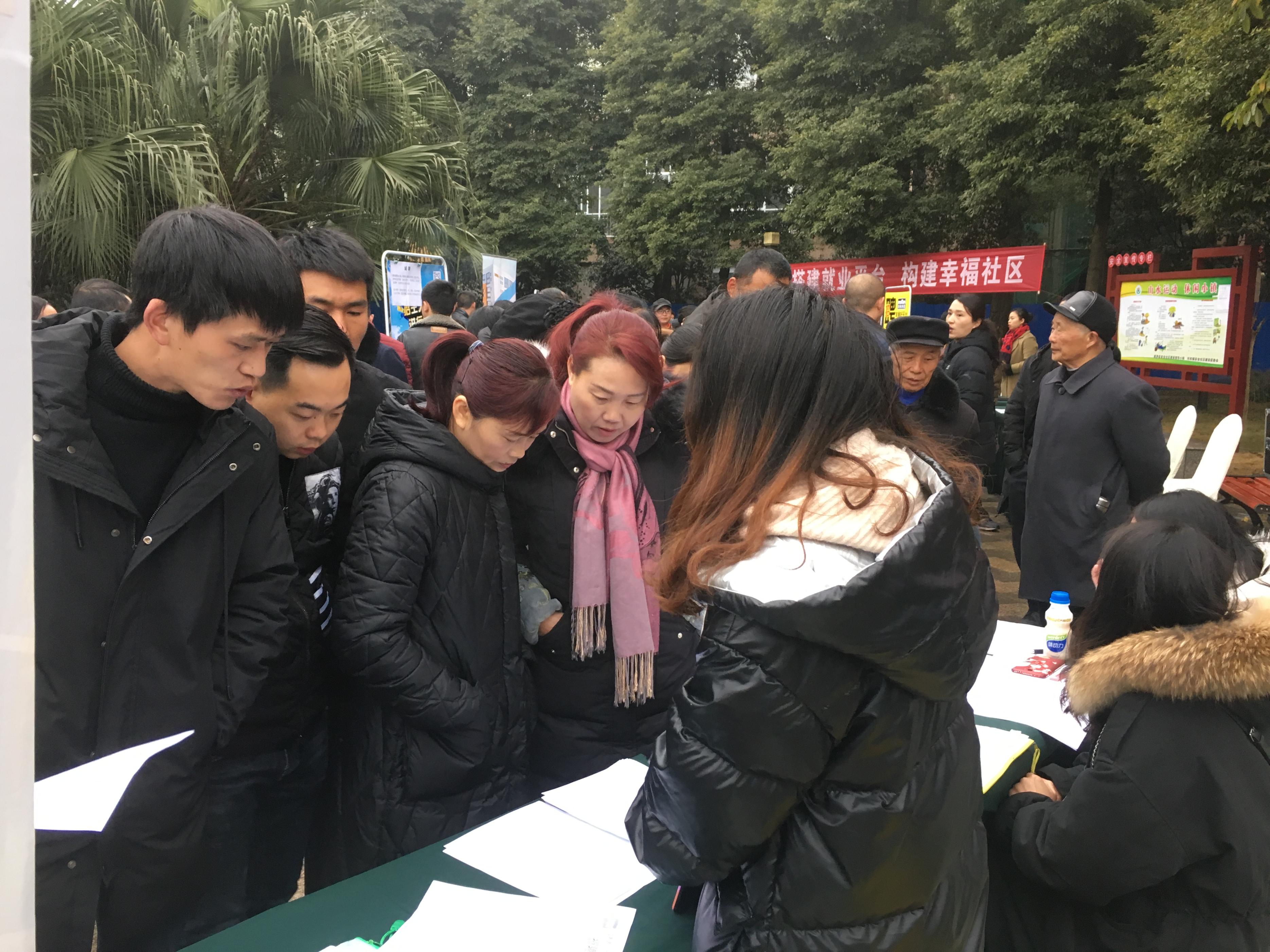 城镇化差异导致城乡收入差距,城镇化率对城镇收入差距的影响