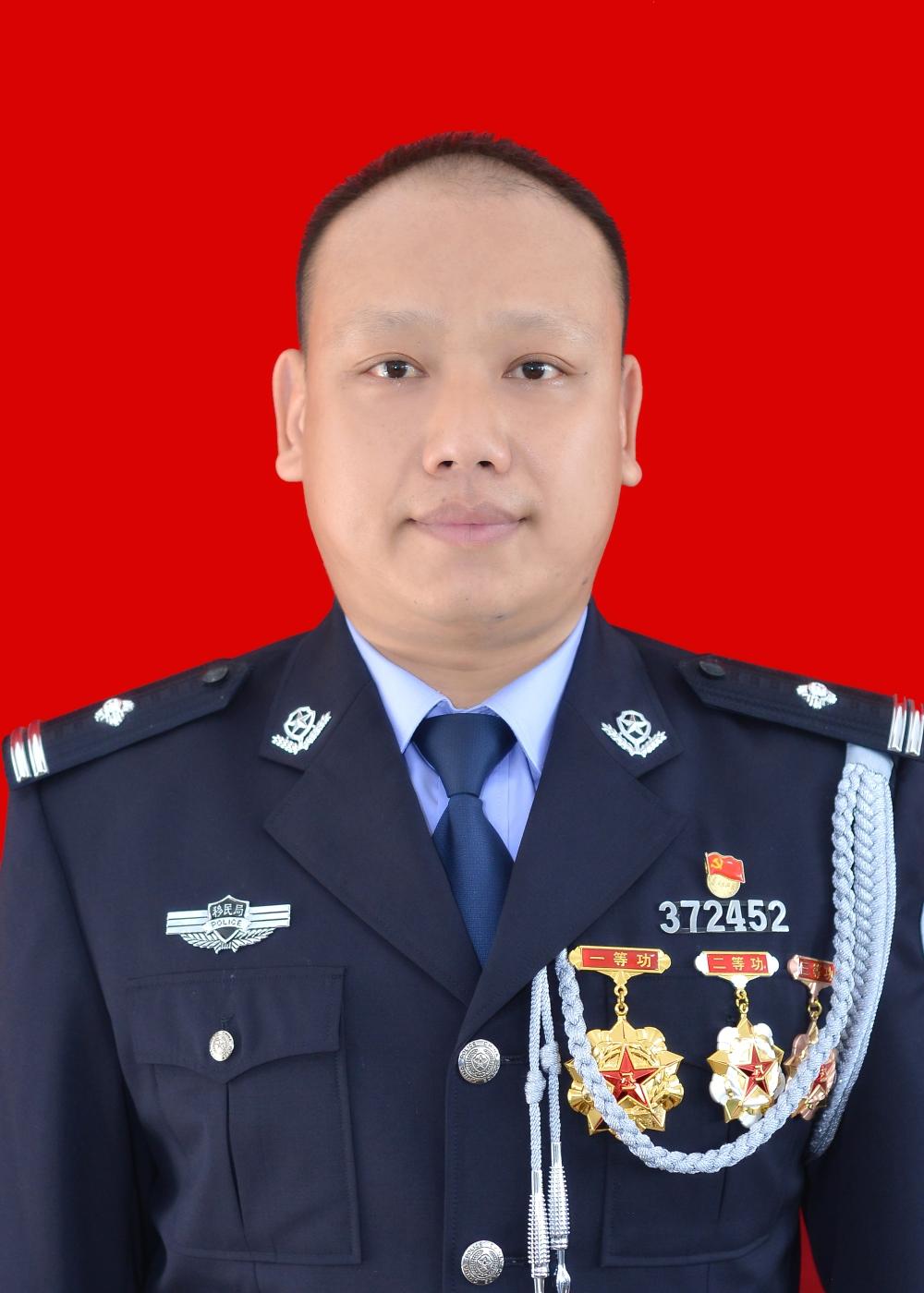 鲜花和掌声永远是送给成功的人,送给唱歌人的鲜花和掌声图片