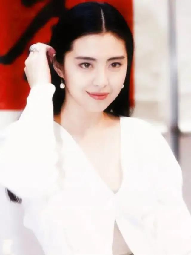 至今未嫁8位大龄女港星,至今十大未婚大龄男港星