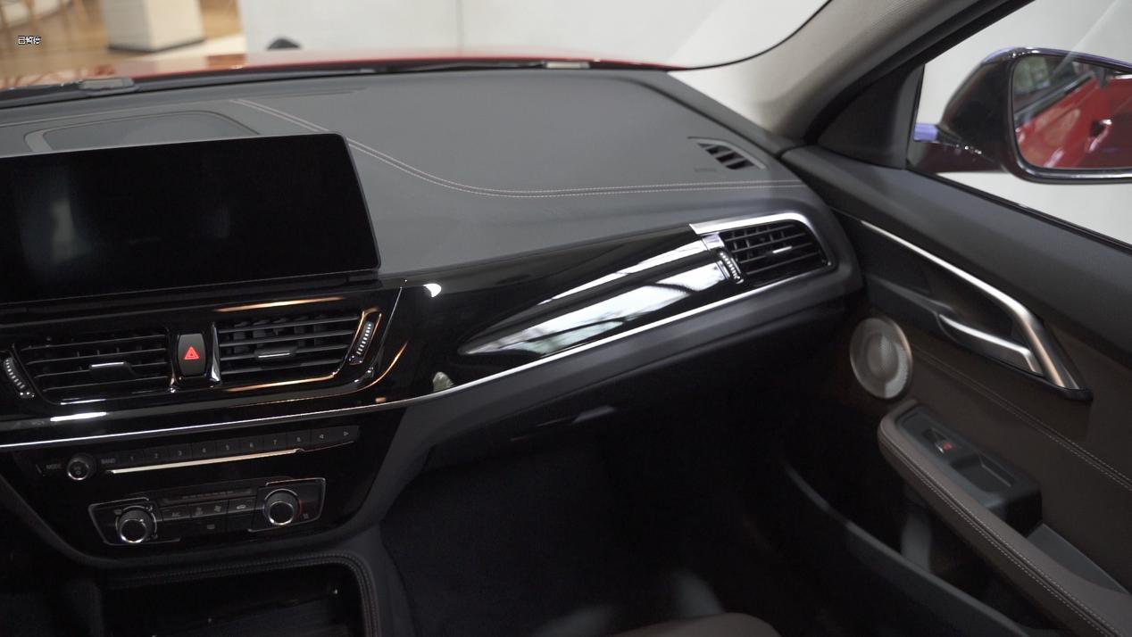 别拿入门不当宝马，养一台宝马1系多少钱？网友：诚不欺我？