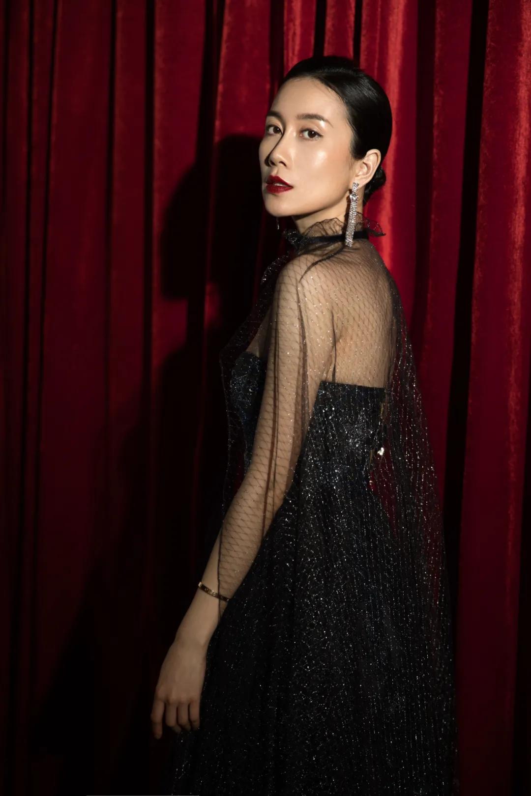 温峥嵘觉醒大结局,毒刺温峥嵘穿旗袍