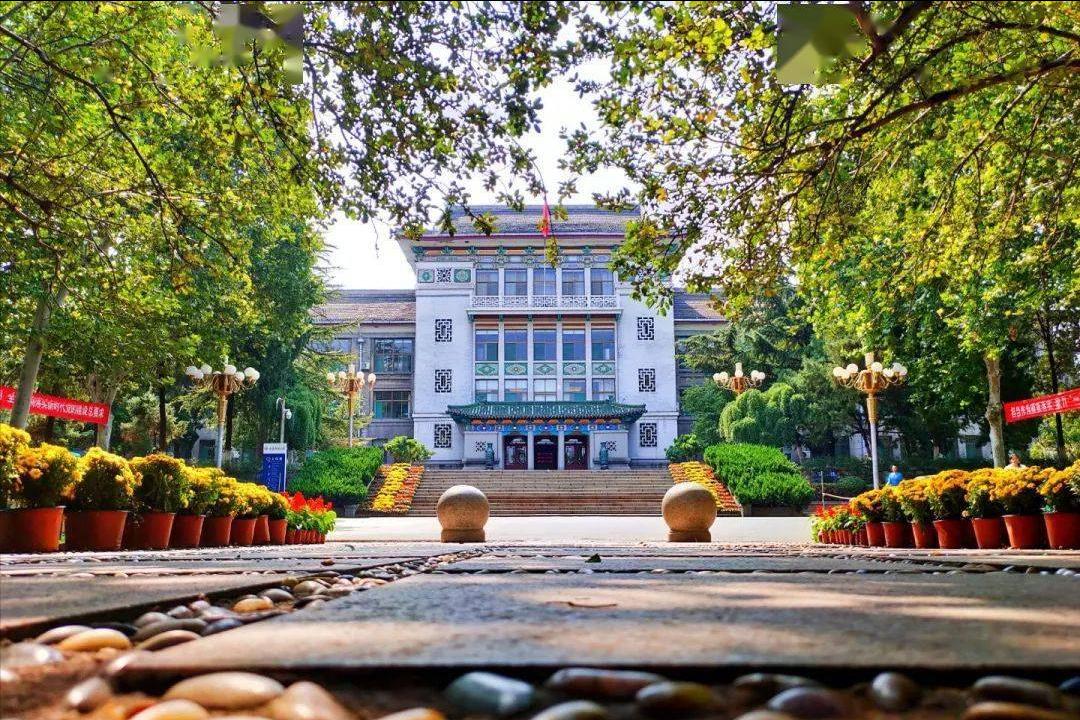 山东师范大学算名牌大学吗,山东师范大学和齐鲁师范学院区别