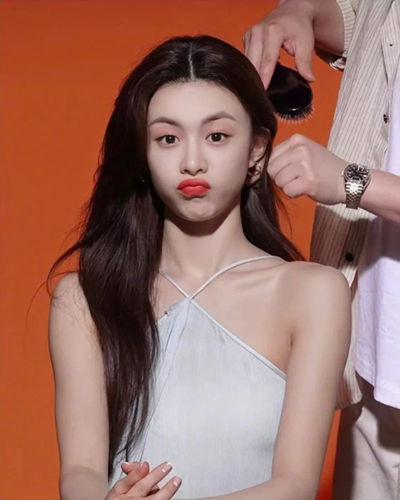 韩国女星全智贤巅峰颜值,小全智贤韩国高级脸