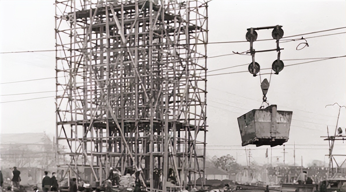 人民大会堂用了多少钢筋,人民大会堂建筑奇迹