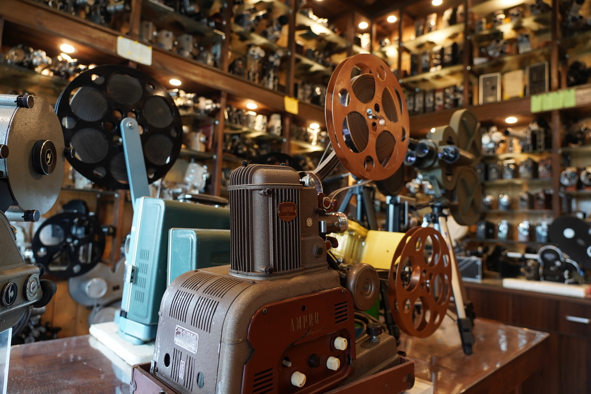 贵阳高宁：独辟蹊径收藏电影机，九年成果斐然，藏品让人大开眼界