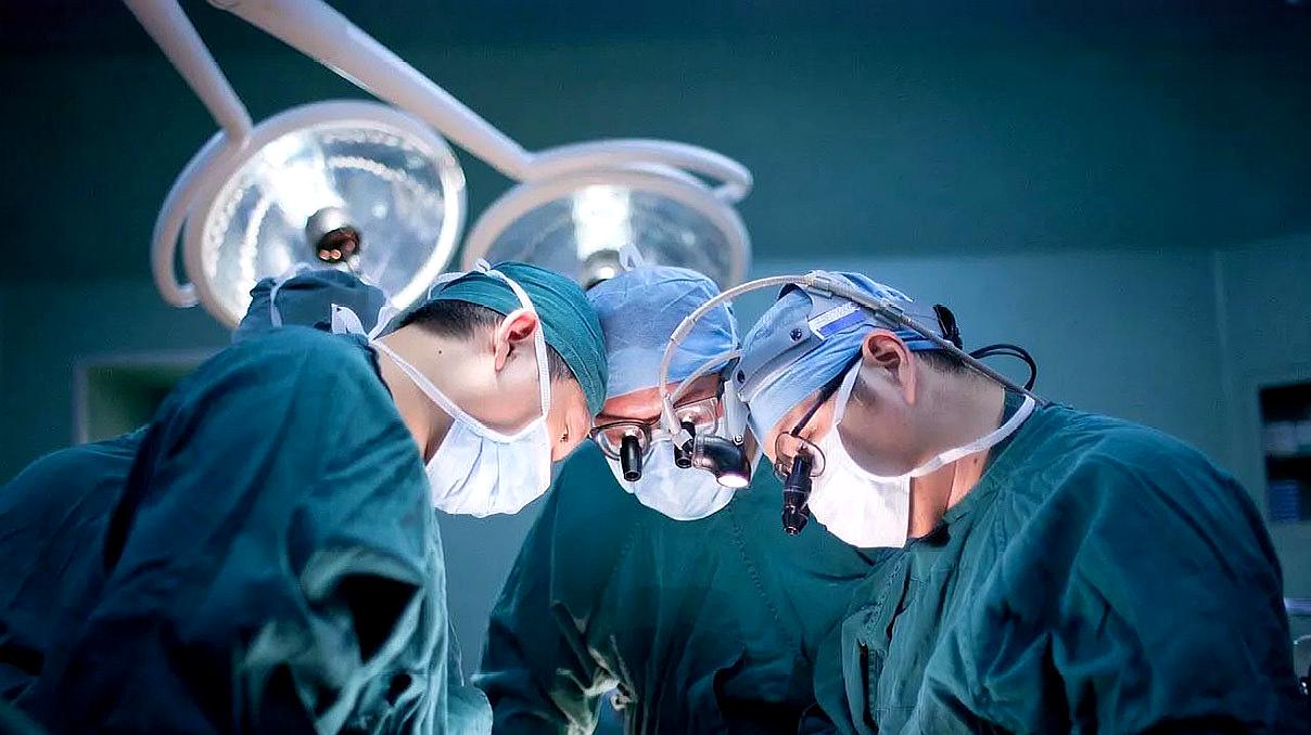 顺产和剖腹产的区别和好处,剖腹产宝宝的优点