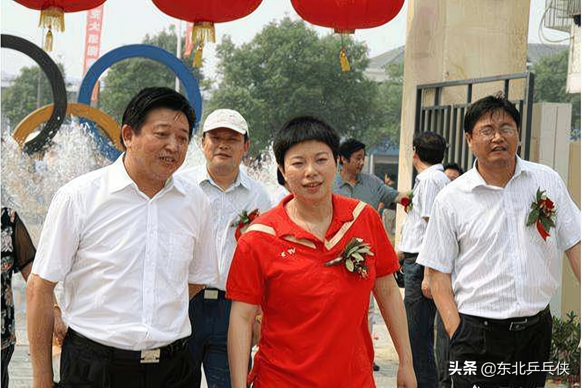 高菡比杨影怎样,杨影自曝退出乒乓球解说原因