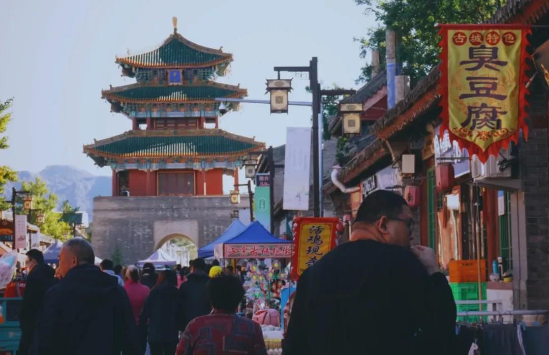 哪里城市过春节最有年味,记忆中的年味儿和过年新模式