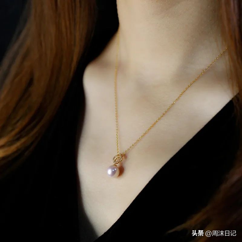 戴什么珍珠最有气质,什么气质适合戴珍珠耳钉